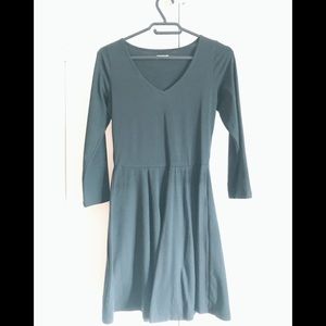 ⭐️4/$25 or 2/$15 Hollister Black Dress